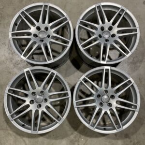 RS R19 ORIGINAL S-Line Audi (4 tk)